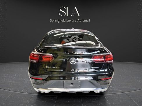 Used 2022 Mercedes-Benz GLC 300 4MATIC Coupe image 5