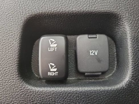 Used 2023 Ford Edge SEL AWD/4WD image 9