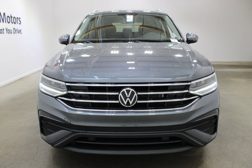 Used 2023 Volkswagen Tiguan SE FWD image 7