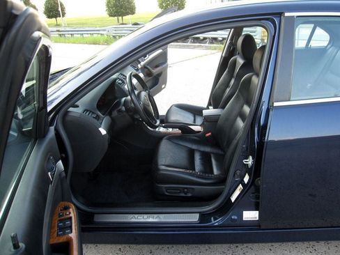 Used 2007 Acura TSX w/ Navigation FWD image 17