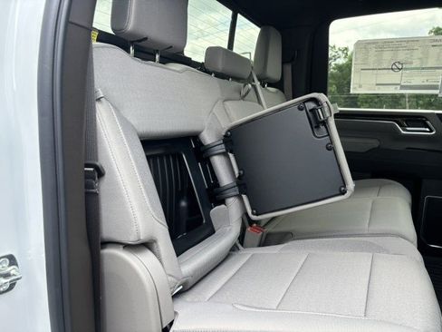 New 2026 GMC Sierra 2500 SLE w/ SLE Value Package; AWD/4WD image 42