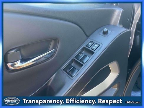 Certified 2024 Nissan Frontier SV image 18