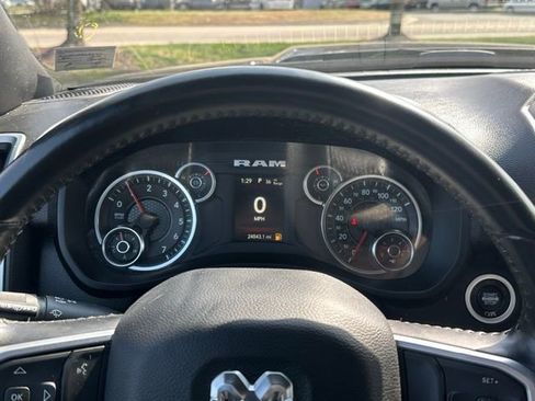 Used 2024 RAM 2500 Big Horn image 24