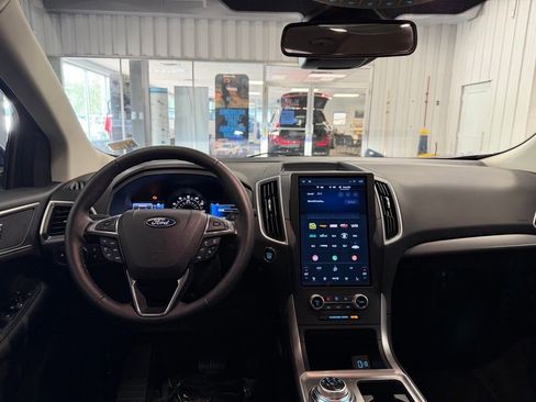 Used 2024 Ford Edge SEL w/ Convenience Package AWD/4WD image 15