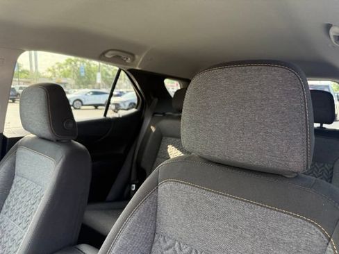 Used 2022 Chevrolet Equinox LT FWD image 8