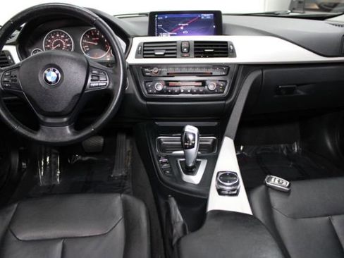 Used 2014 BMW 320i xDrive Sedan image 2