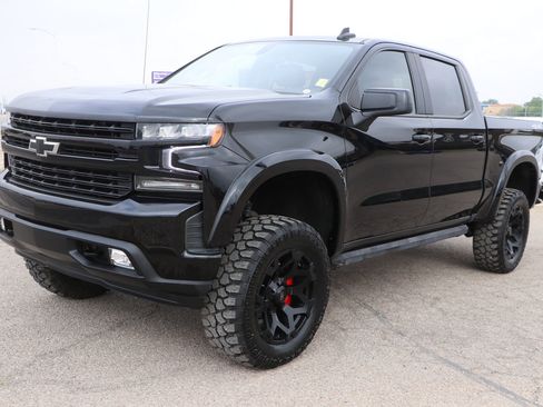 Used 2021 Chevrolet Silverado 1500 RST w/ Convenience Package II AWD/4WD image 3