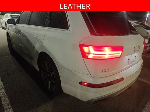 Used 2017 Audi Q7 3.0T Premium Plus w/ Premium Plus Package image 4