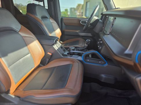 Used 2022 Ford Bronco Outer Banks AWD/4WD image 10