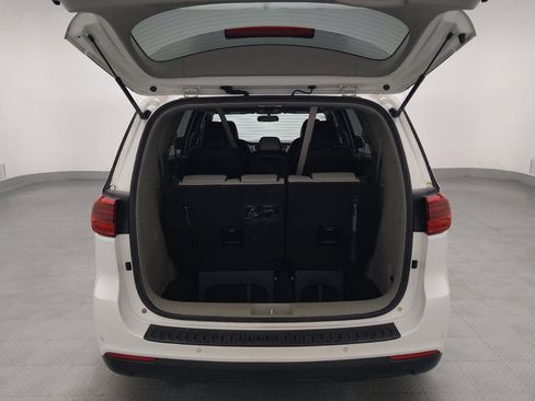 Used 2019 Kia Sedona EX FWD image 29