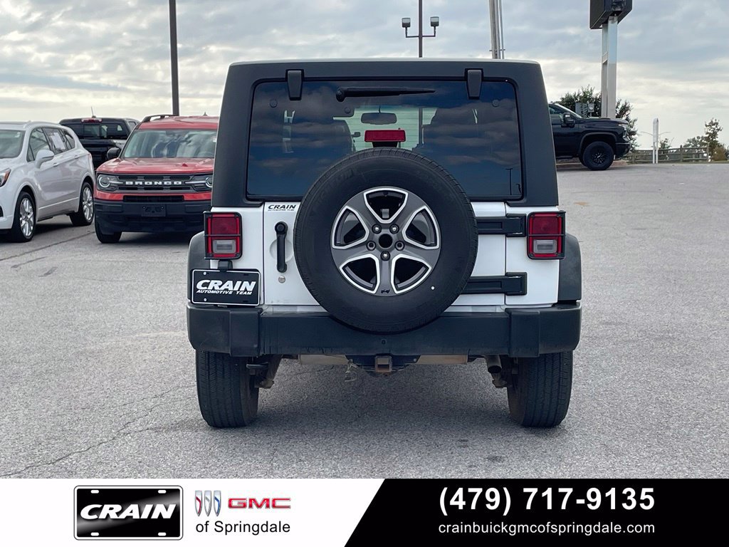 Used 2015 Jeep Wrangler Unlimited Sport w/ Quick Order Package 23S AWD/4WD image 6