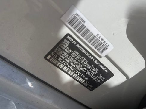 Used 2021 BMW X7 xDrive40i w/ M Sport Package AWD/4WD image 15