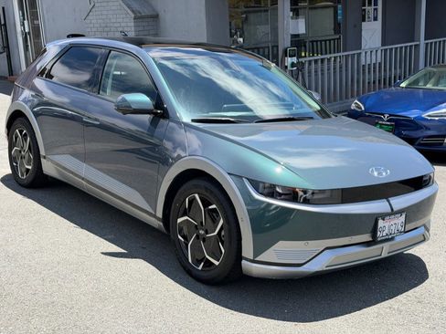 Used 2024 Hyundai Ioniq 5 Limited RWD image 3
