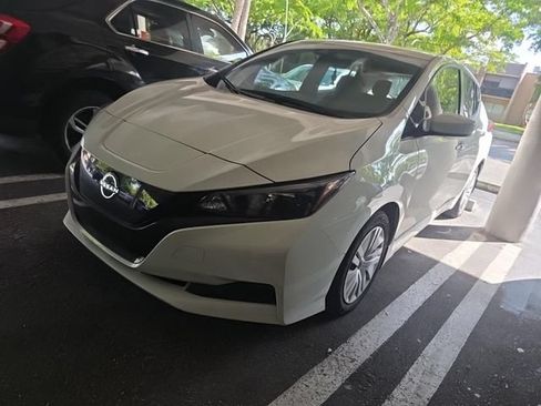 Used 2023 Nissan Leaf S FWD image 1