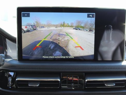 Used 2023 Lincoln Nautilus AWD w/ Premium Package image 12