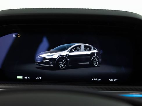 Used 2023 Tesla Model X AWD/4WD image 34