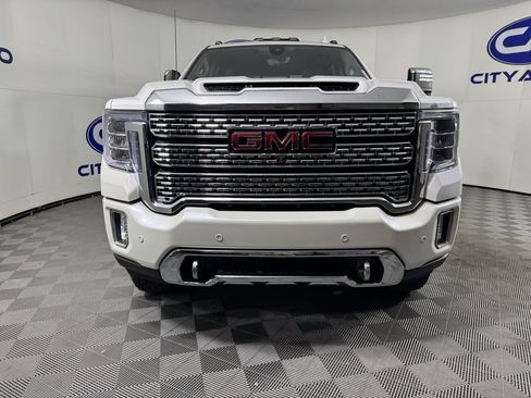 Used 2020 GMC Sierra 3500 Denali w/ Denali Ultimate Package image 8