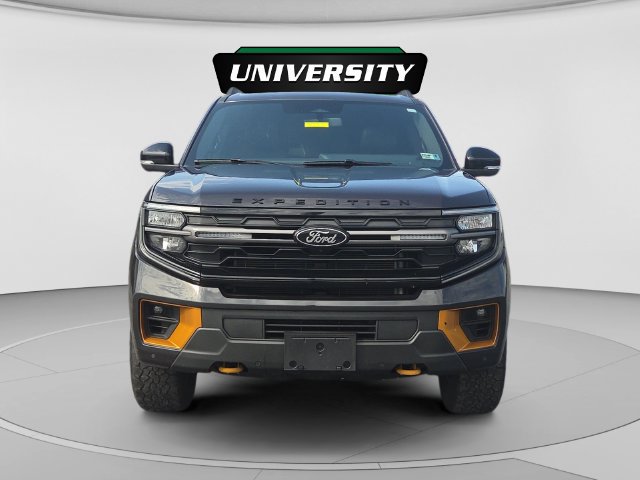 Used 2025 Ford Expedition Tremor AWD/4WD image 8