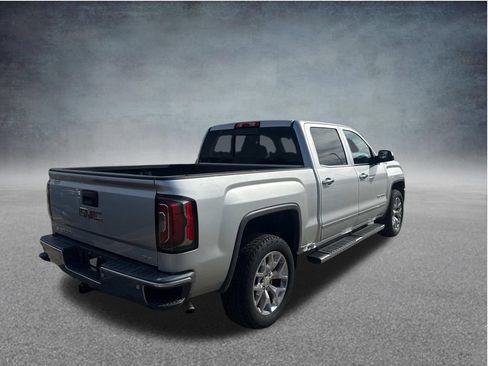 Used 2018 GMC Sierra 1500 SLT AWD/4WD image 11