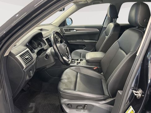 Used 2021 Volkswagen Atlas SE w/ Towing Package AWD/4WD image 5
