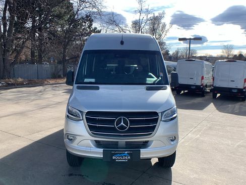 Used 2022 Mercedes-Benz Sprinter 2500 image 8