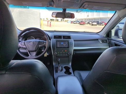 Used 2016 Toyota Camry SE image 13