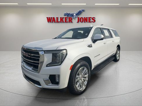 Used 2023 GMC Yukon XL SLT w/ SLT Premium Package RWD image 7