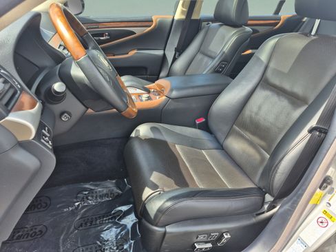 Used 2016 Lexus LS 460 L AWD/4WD image 23