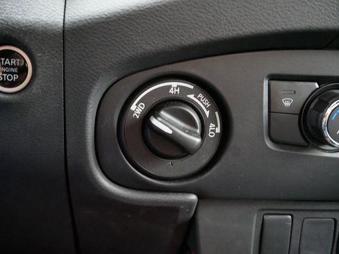 Used 2024 Nissan Frontier PRO-4X w/ Technology Package image 40