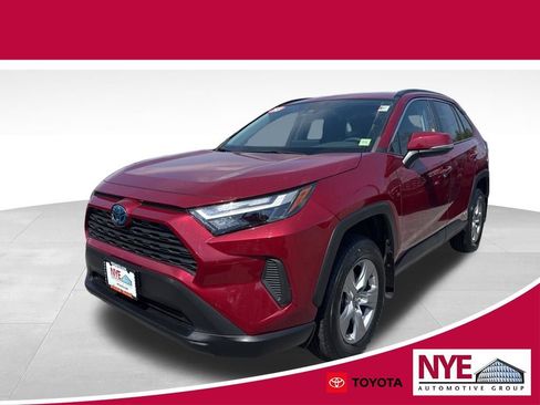 Used 2023 Toyota RAV4 LE AWD/4WD image 1