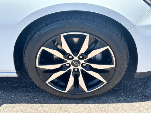 Used 2021 Chevrolet Malibu RS FWD image 8