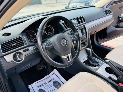 Used 2014 Volkswagen Passat TDI SE FWD image 16