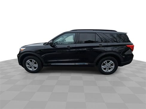 Used 2021 Ford Explorer XLT image 5
