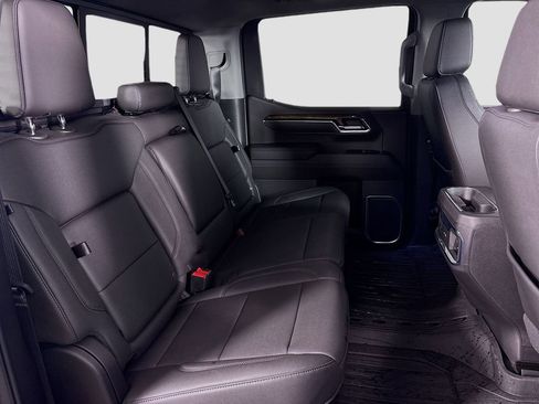 Certified 2022 GMC Sierra 1500 Elevation w/ Elevation Premium Package image 34