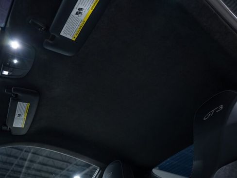 Used 2015 Porsche 911 GT3 RWD image 21