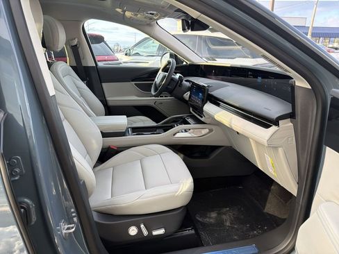 New 2026 Lincoln Nautilus Premier w/ Equipment Group 102A image 8