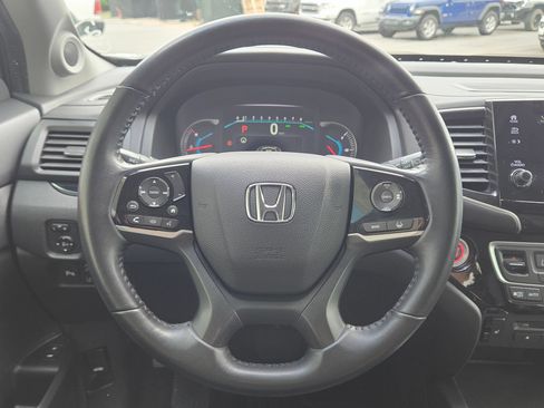 Used 2021 Honda Pilot Touring image 15