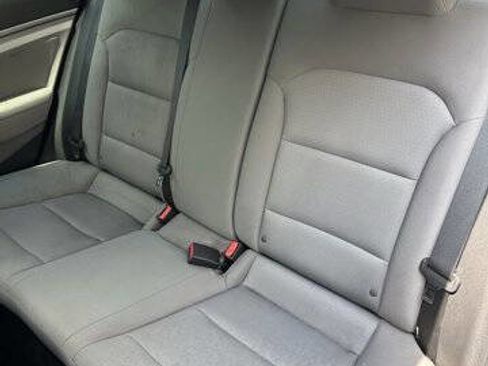 Used 2018 Hyundai Elantra SEL image 21