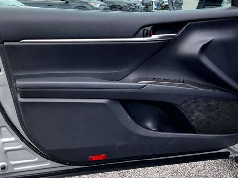 Used 2021 Toyota Camry SE image 22