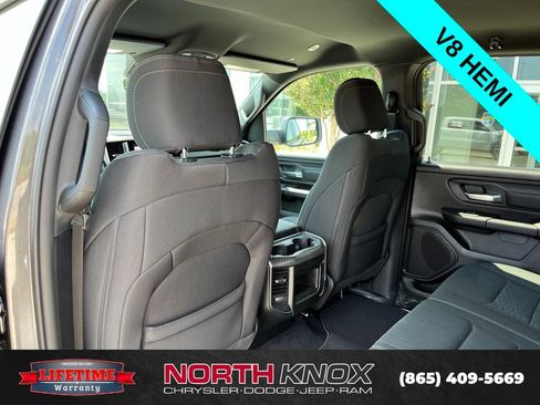 New 2026 RAM 1500 Express AWD/4WD image 15