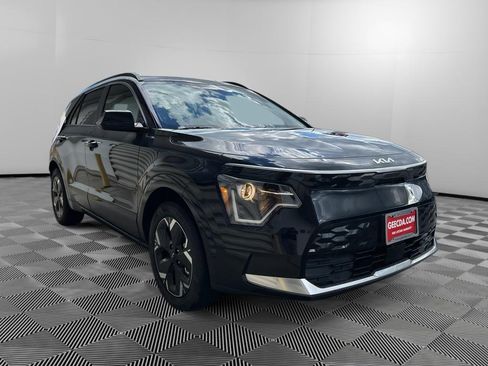 New 2026 Kia Niro Wind FWD image 3