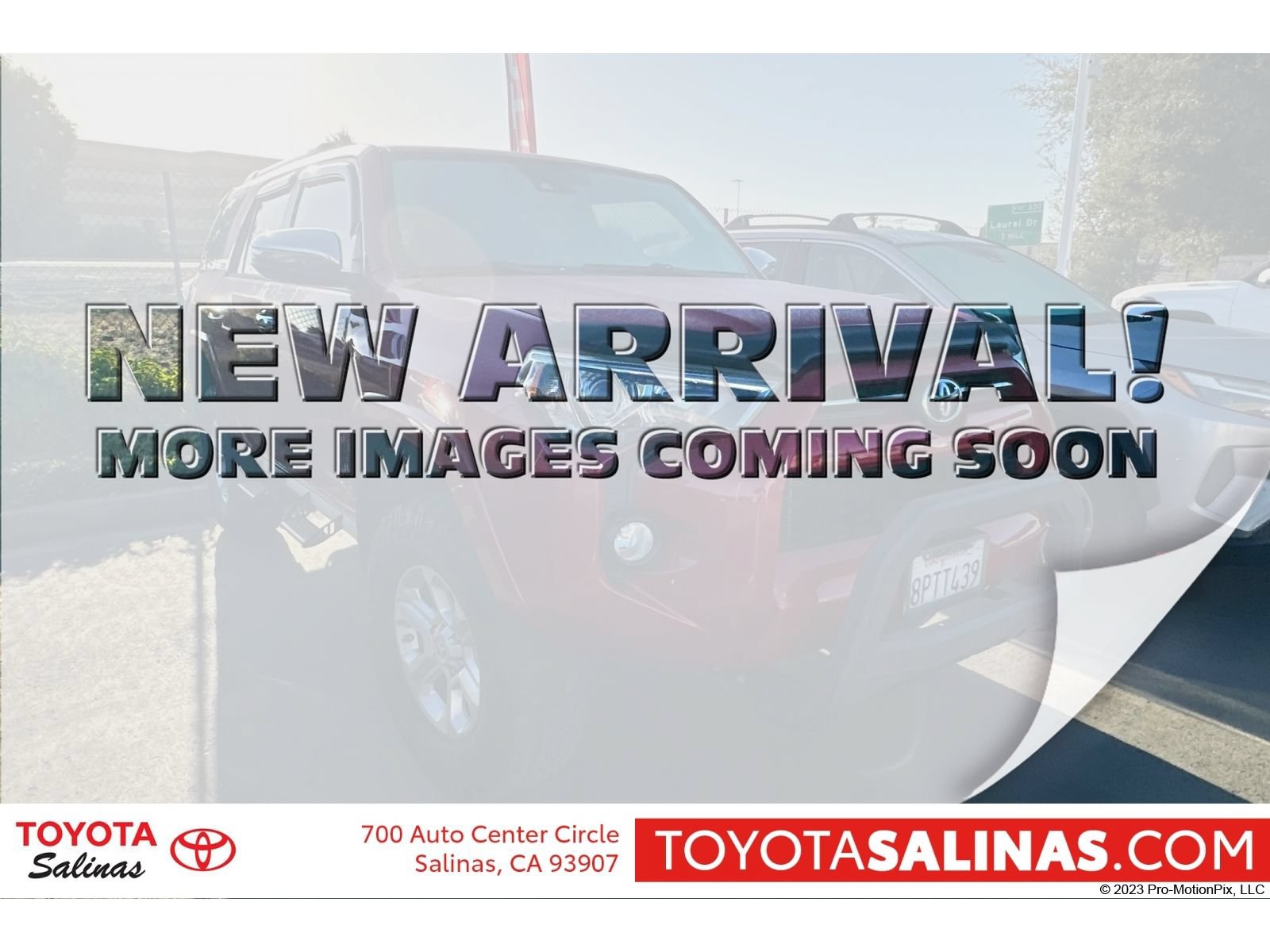Used 2020 Toyota 4Runner SR5 w/ Wilderness Package AWD/4WD image 1