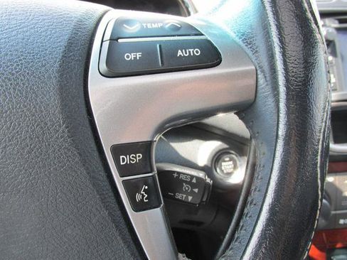 Used 2013 Toyota Highlander Limited image 14