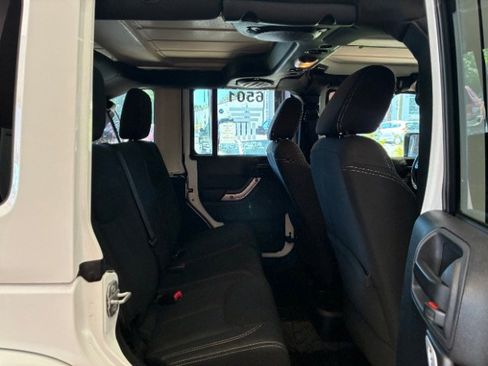 Used 2014 Jeep Wrangler Unlimited Sahara w/ Connectivity Group image 36