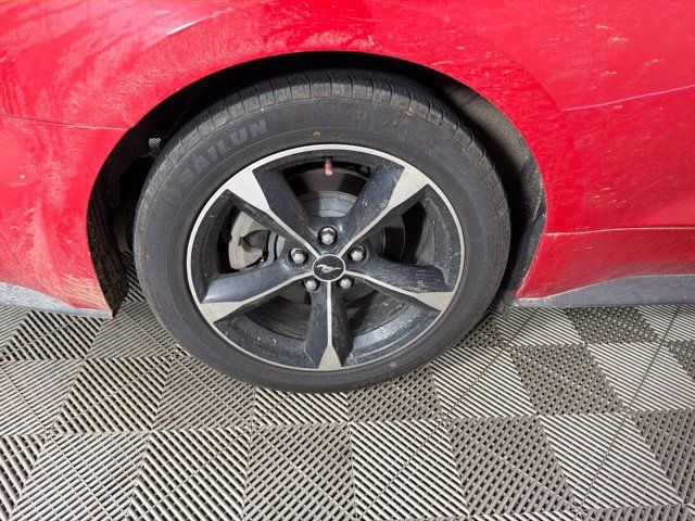 Used 2018 Ford Mustang Coupe w/ Equipment Group 101A RWD image 32