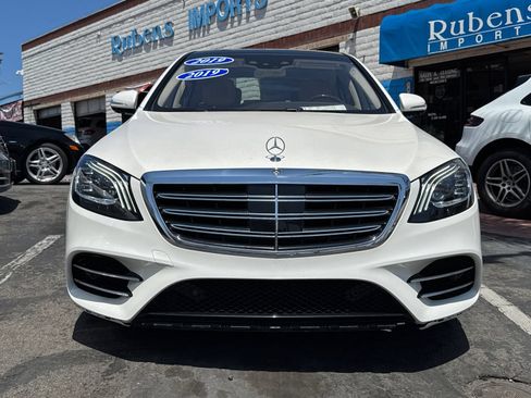 Used 2019 Mercedes-Benz S 560 Sedan image 2