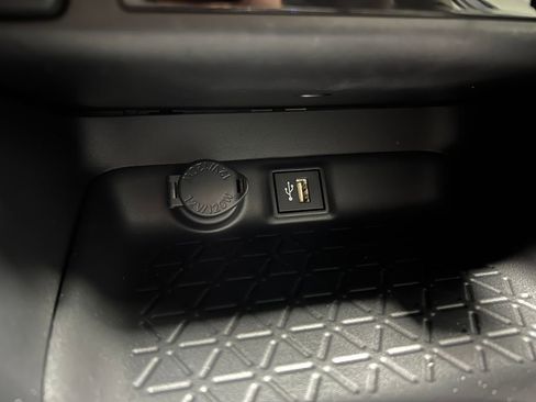 Certified 2025 Toyota RAV4 XLE image 29