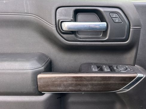 Used 2020 Chevrolet Silverado 1500 RST w/ All-Star Edition RWD image 10