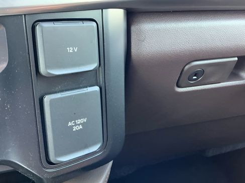 New 2025 Ford F250 King Ranch w/ Chrome Package AWD/4WD image 41
