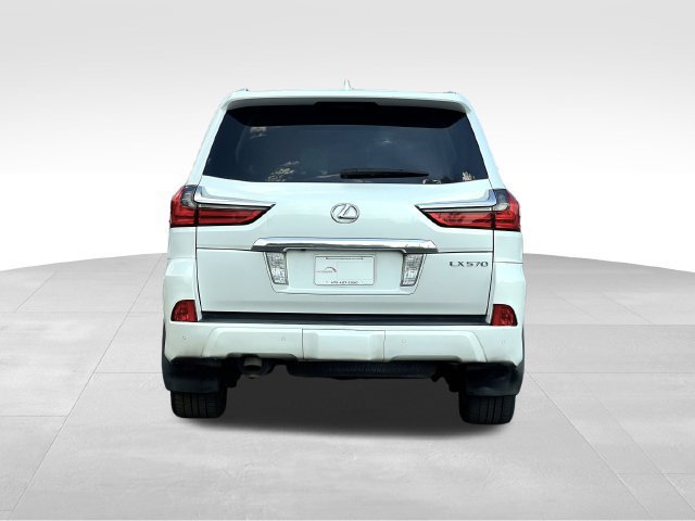 Used 2017 Lexus LX 570 4WD image 4